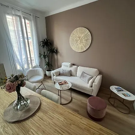 - T3 Renove De 50 M2 Classe 2 Etoiles