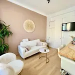 - T3 Renove De 50 M2 Classe 2 Etoiles * Νίκαια