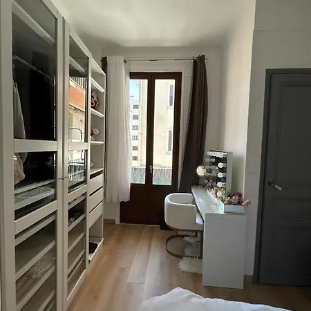 Apartament - T3 Renove De 50 M2 Classe 2 Etoiles