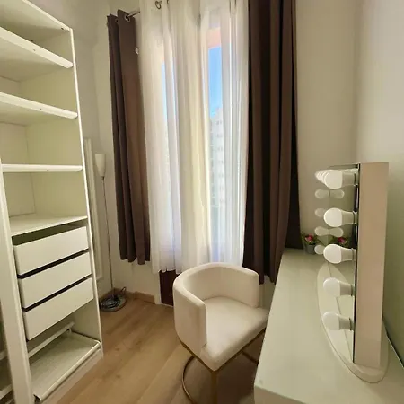 公寓 - T3 Renove De 50 M2 Classe 2 Etoiles 尼斯