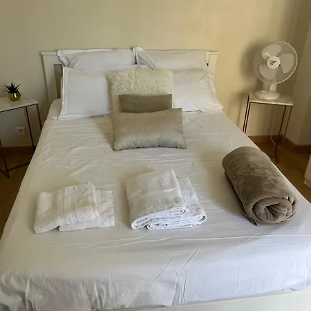 - T3 Renove De 50 M2 Classe 2 Etoiles Apartament *