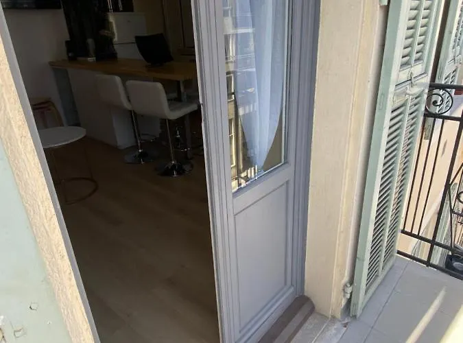 - T3 Renove De 50 M2 Classe 2 Etoiles شقة *