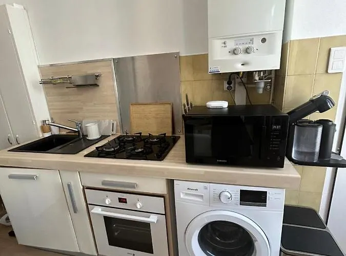 - T3 Renove De 50 M2 Classe 2 Etoiles نيس