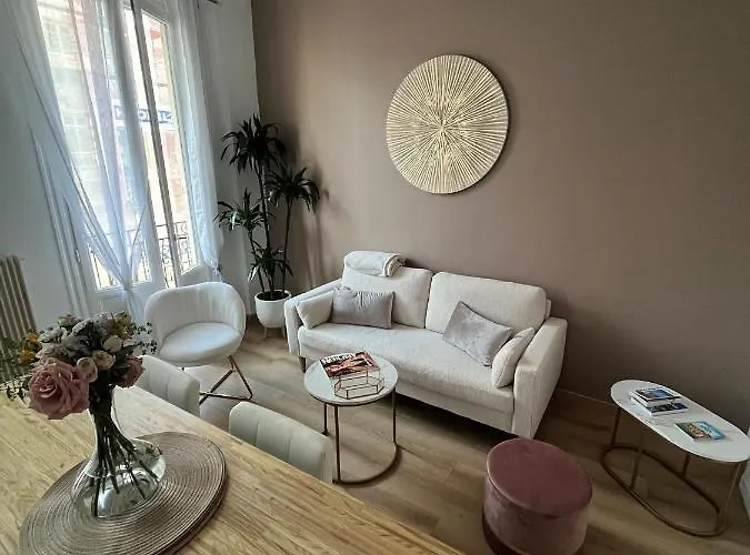 - T3 Renove De 50 M2 Classe 2 Etoiles