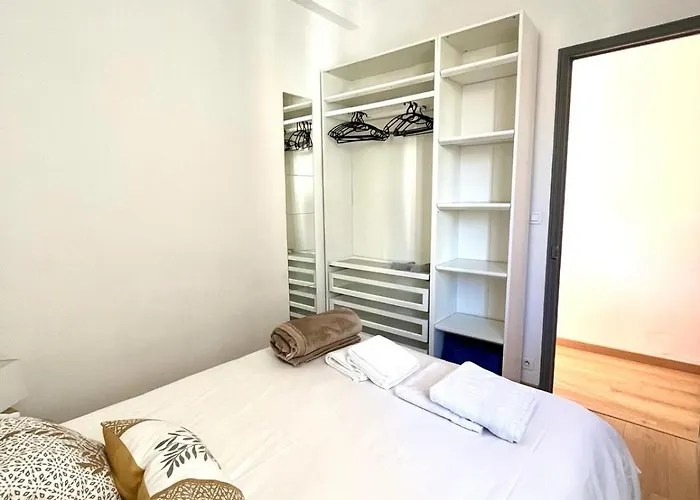 شقة - T3 Renove De 50 M2 Classe 2 Etoiles *