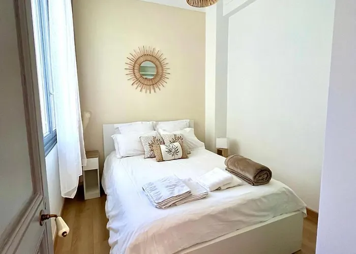 - T3 Renove De 50 M2 Classe 2 Etoiles نيس